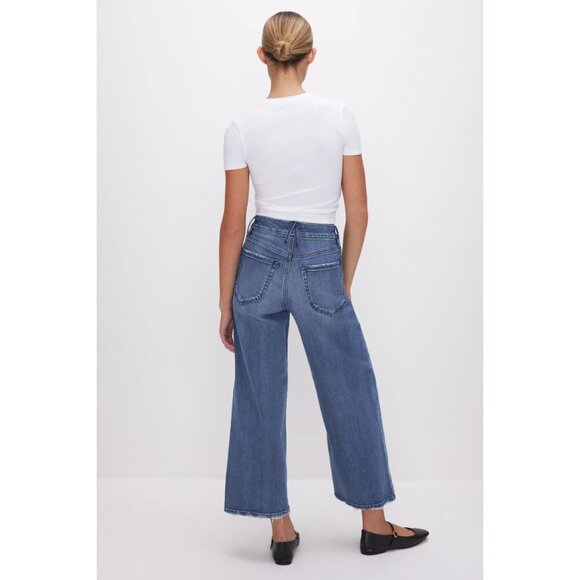 Good American Jeans - Picture 2 of 15